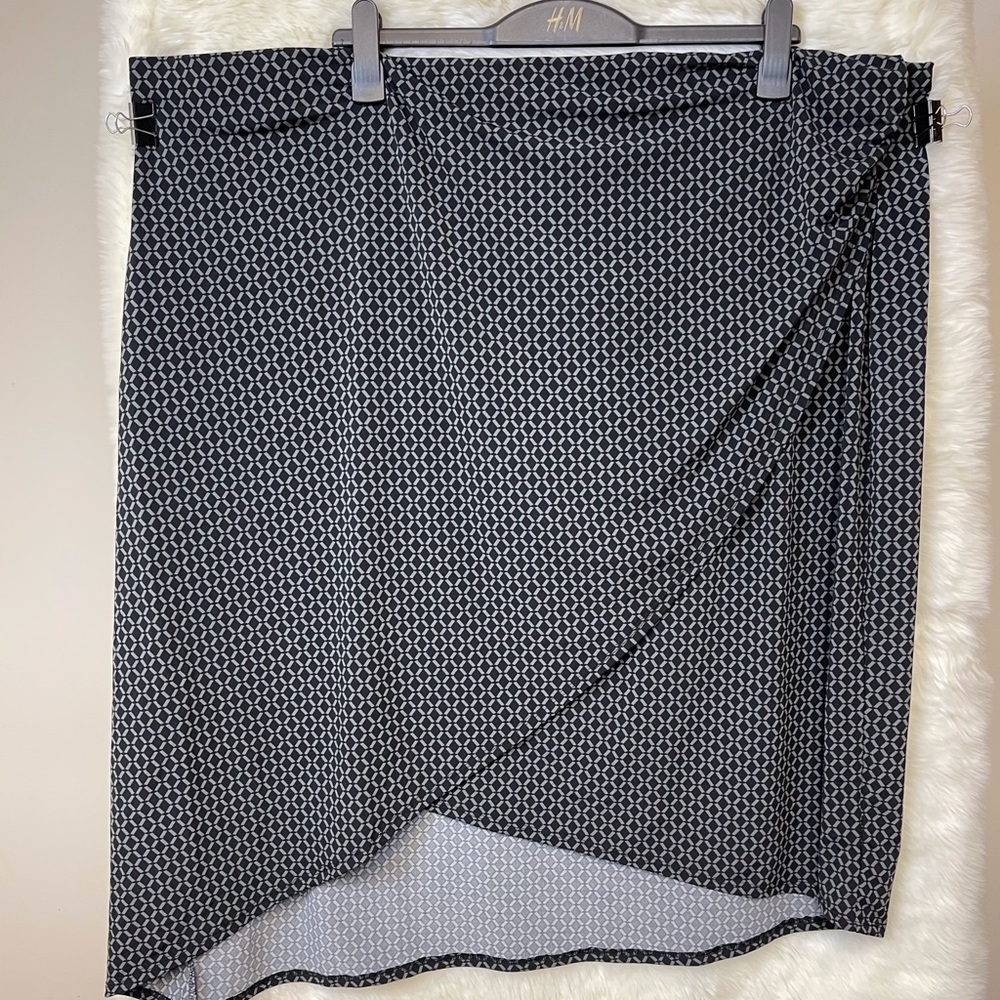 Meri Skye Plus Size Skirt